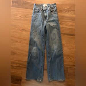 Frame Denim Women's Straight Leg Jeans in Blue (with stretch)